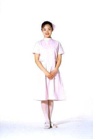 眼内コンタクトレンズを開始しています