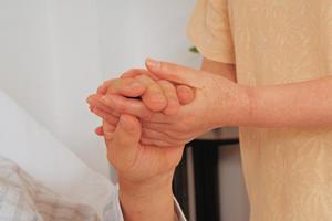 自然な見た目と快適さを追求！医療ウィッグ選びのポイントと試着サービスの活用法