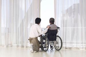 平尾の歯医者で親知らずの抜歯を行う