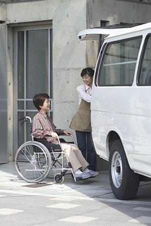 大阪の錦秀会での介護求人について